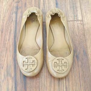 Tory Burch tan flats